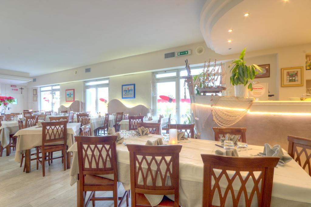 Bianchi Hotel & Residence Porto Recanati Luaran gambar