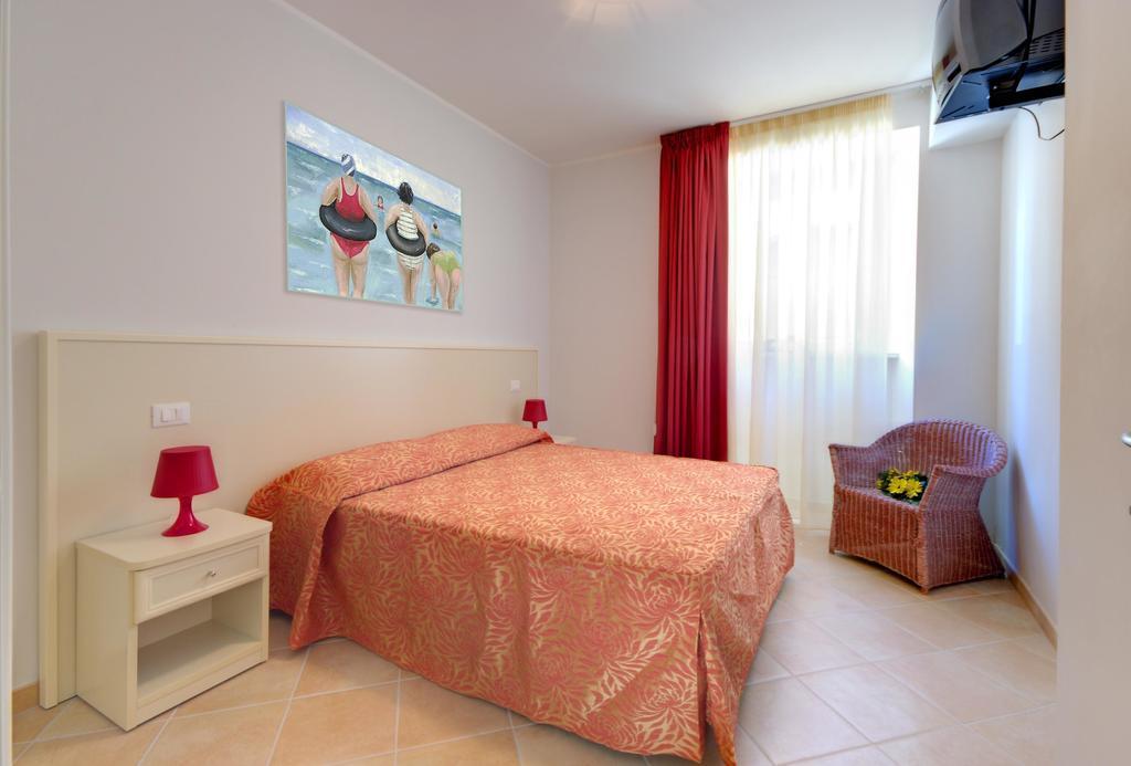 Bianchi Hotel & Residence Porto Recanati Bilik gambar